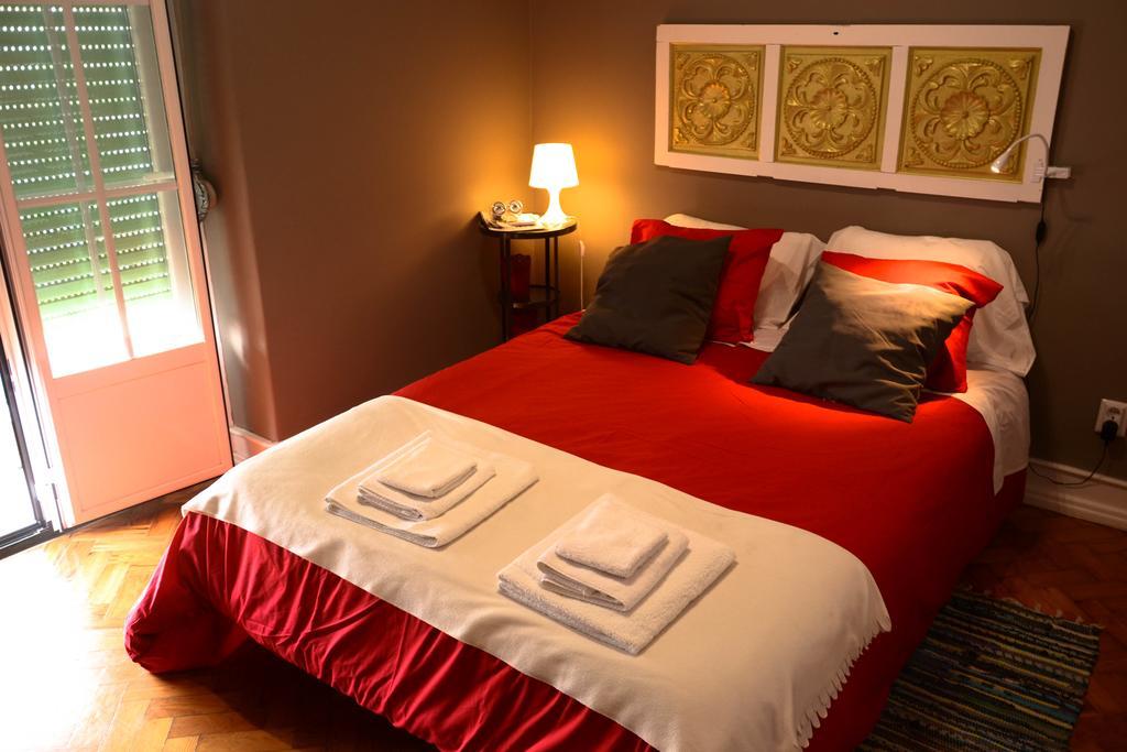 Alvalade II Guest House Lisboa Chambre photo