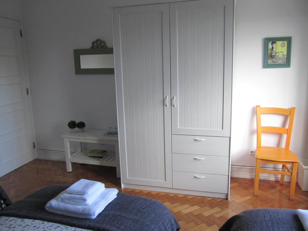 Alvalade II Guest House Lisboa Chambre photo