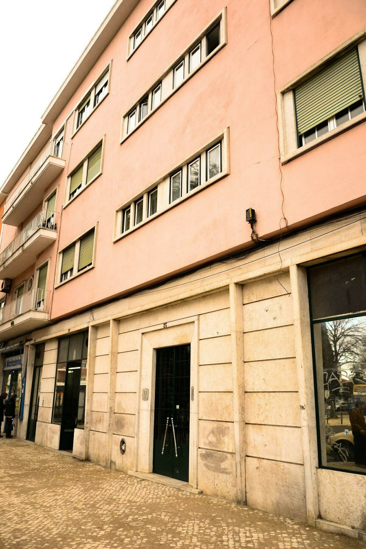 Alvalade II Guest House Lisboa Extérieur photo